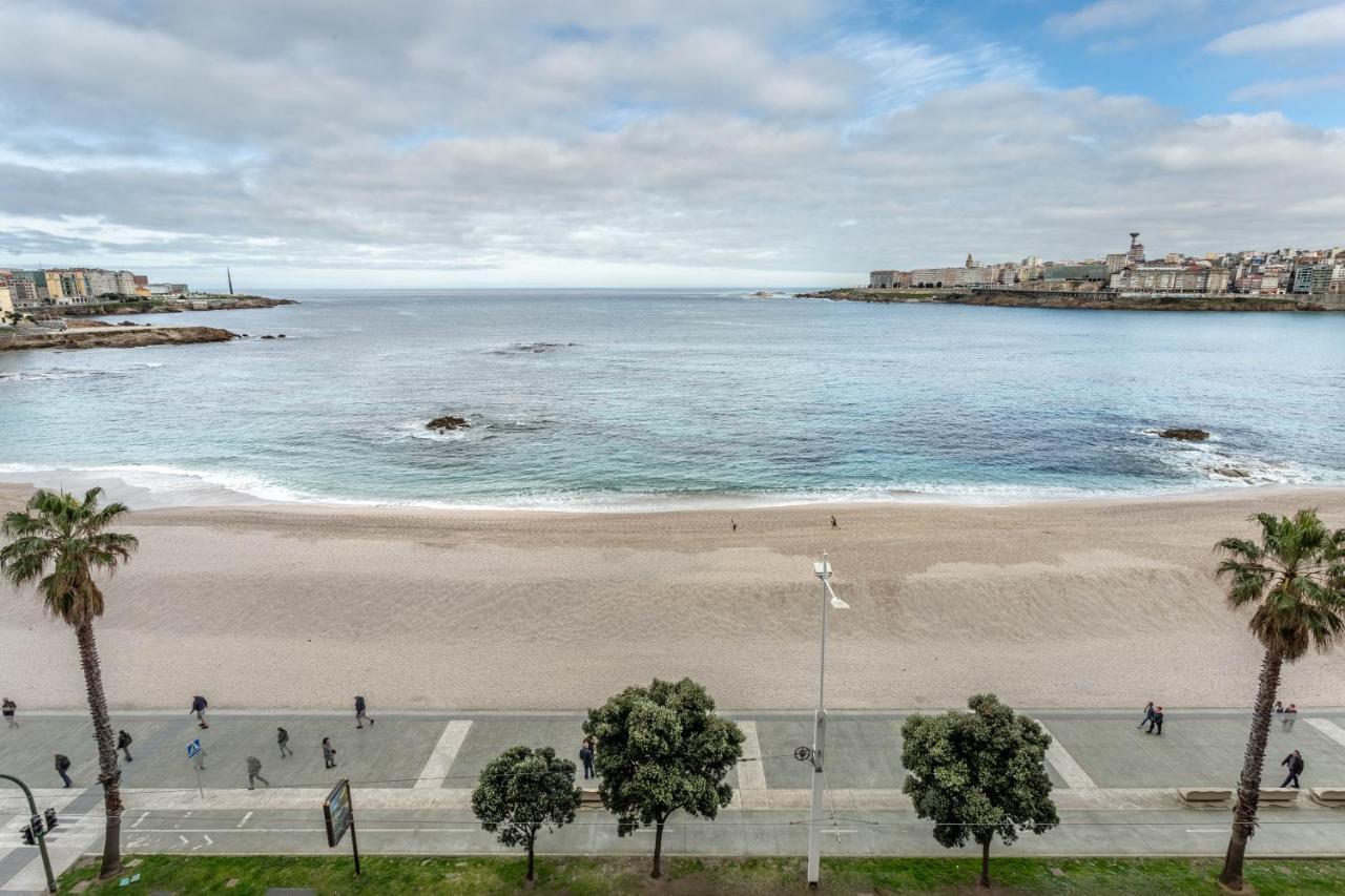 Apartamento En Primera Linea De Playa Riazor A Coruna Bagian luar foto