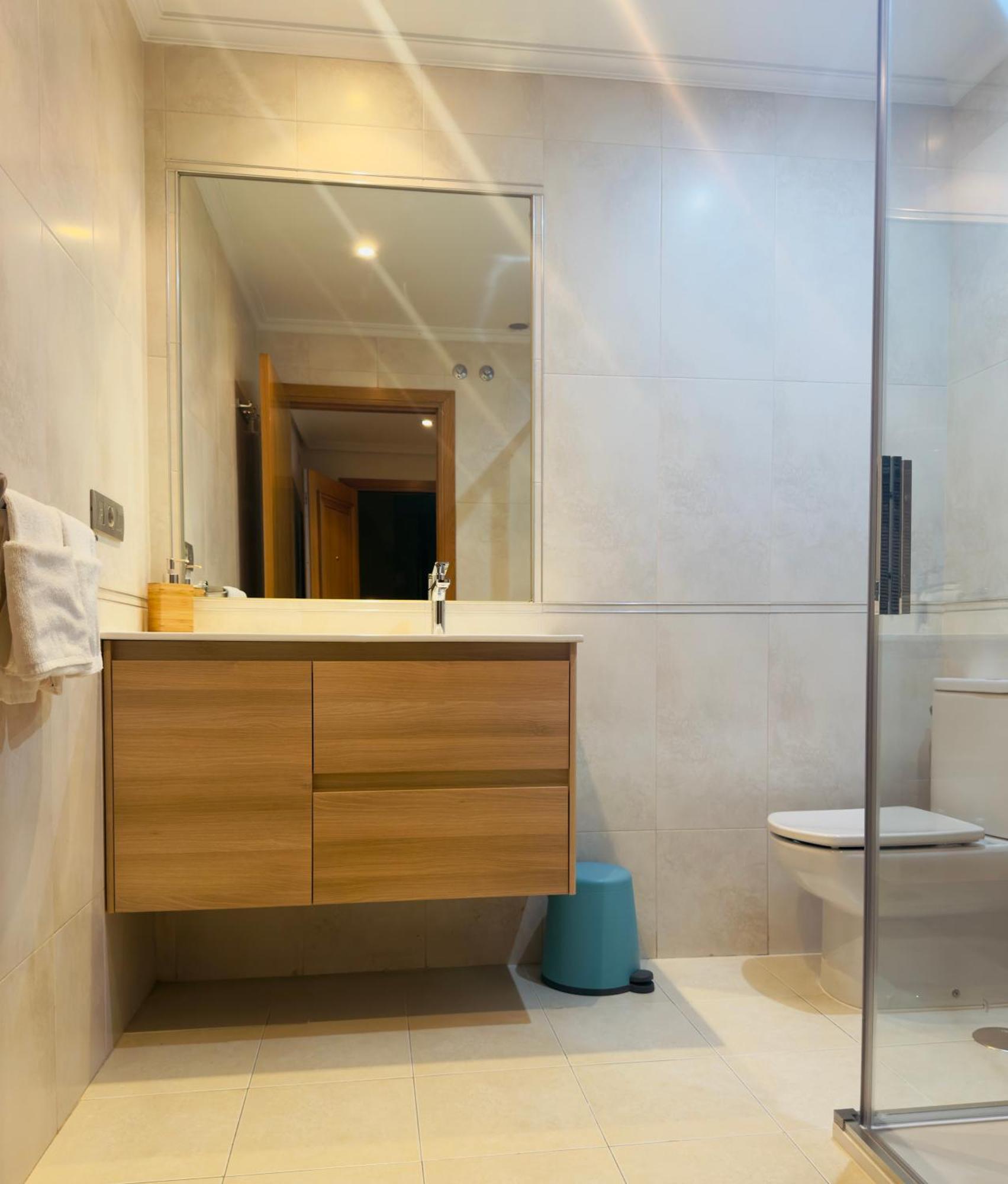 Apartamento En Primera Linea De Playa Riazor A Coruna Bagian luar foto